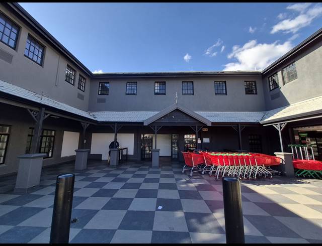 90M² OFFICE TO LET IN PARKMORE